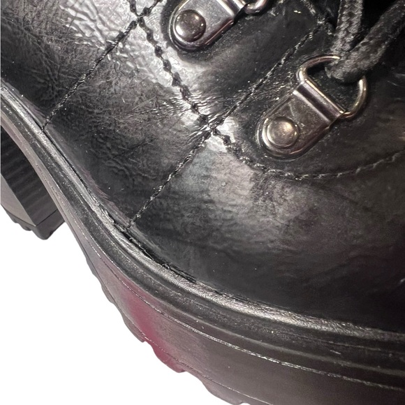 GUESS GBG Los Angeles SIZE 8 Platform Block‎ Heel Bootie- pre loved whimsigoth - Picture 8 of 12